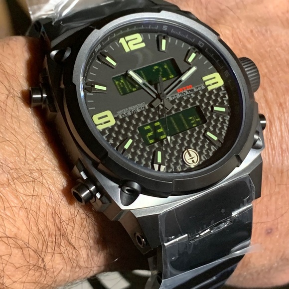 MTM Special Ops Watch Air Stryk II Black Titanium - Picture 3 of 13
